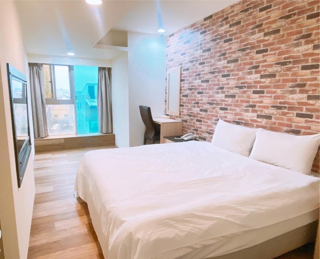 E Lim Hotel Čung-li Exteriér fotografie
