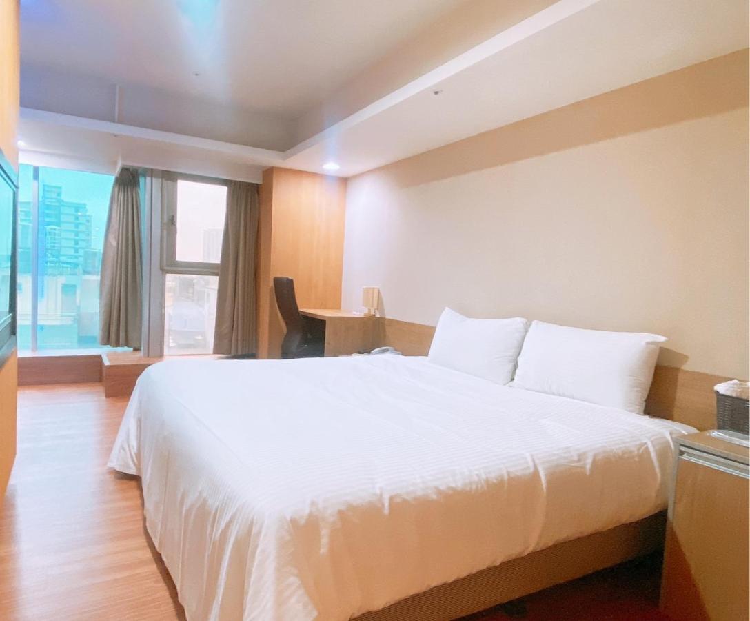 E Lim Hotel Čung-li Exteriér fotografie