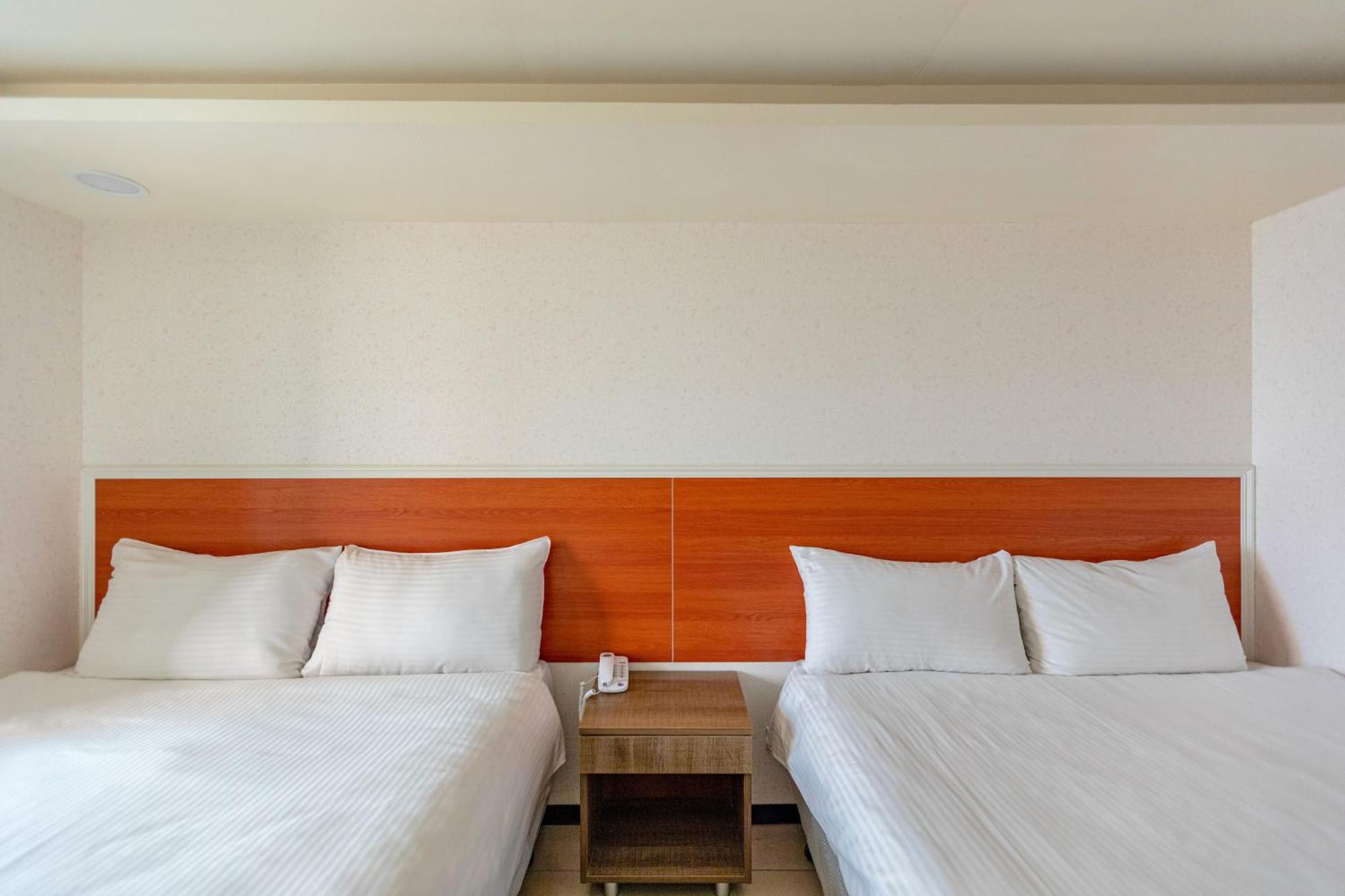 E Lim Hotel Čung-li Exteriér fotografie