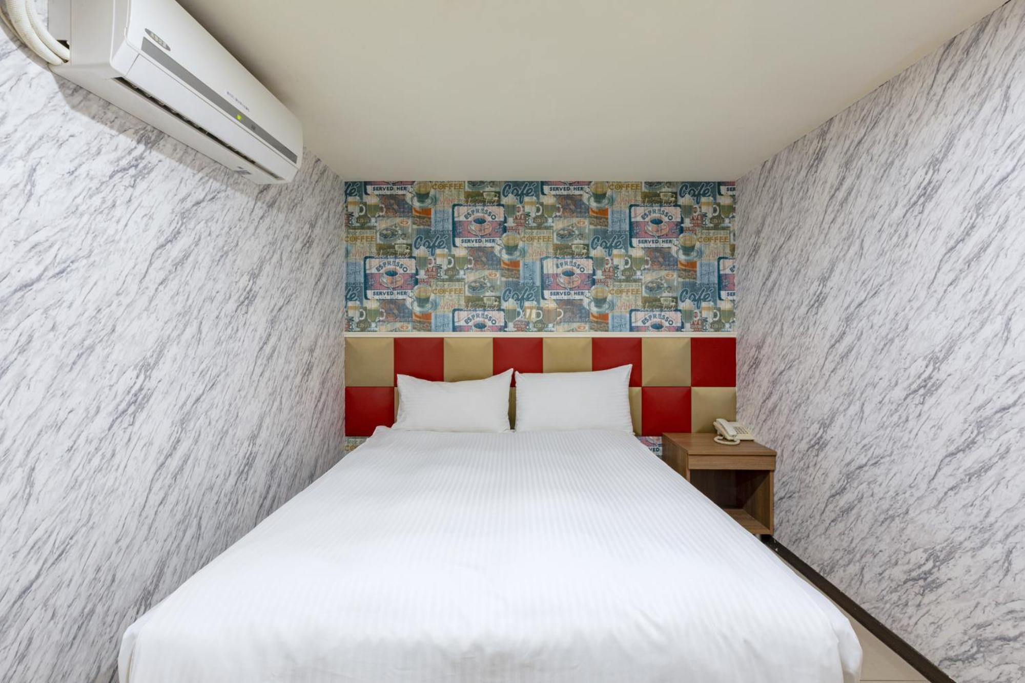 E Lim Hotel Čung-li Pokoj fotografie