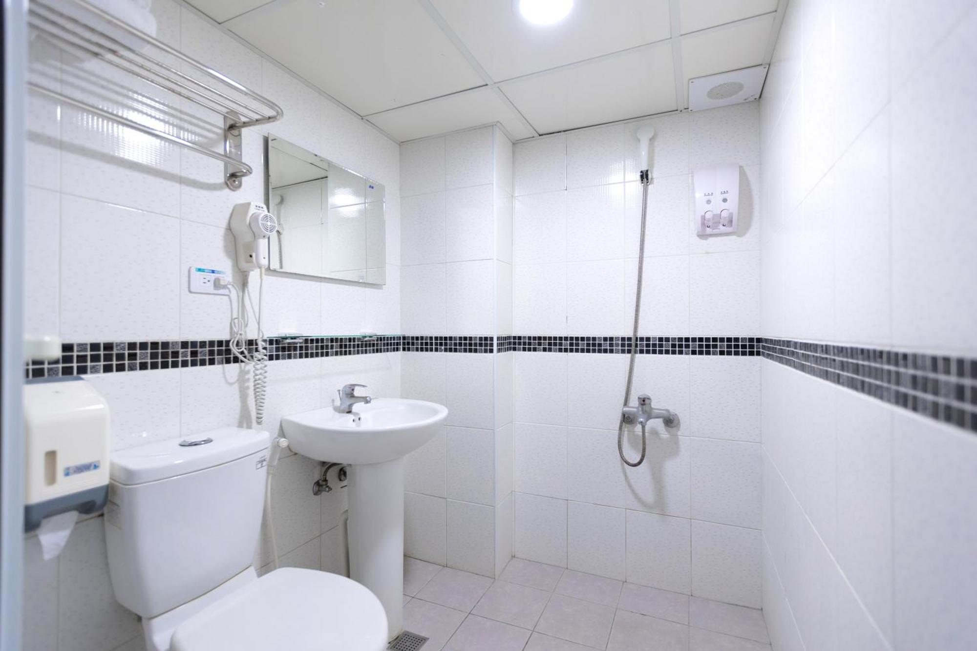 E Lim Hotel Čung-li Pokoj fotografie