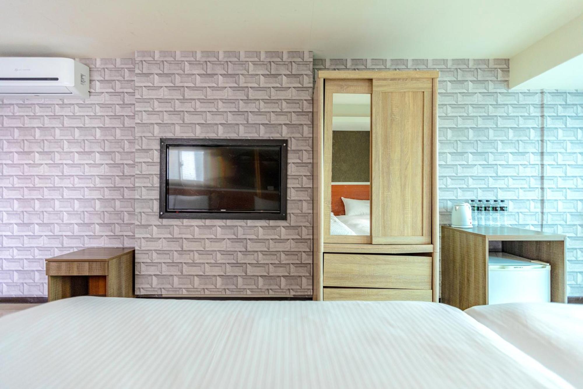 E Lim Hotel Čung-li Pokoj fotografie