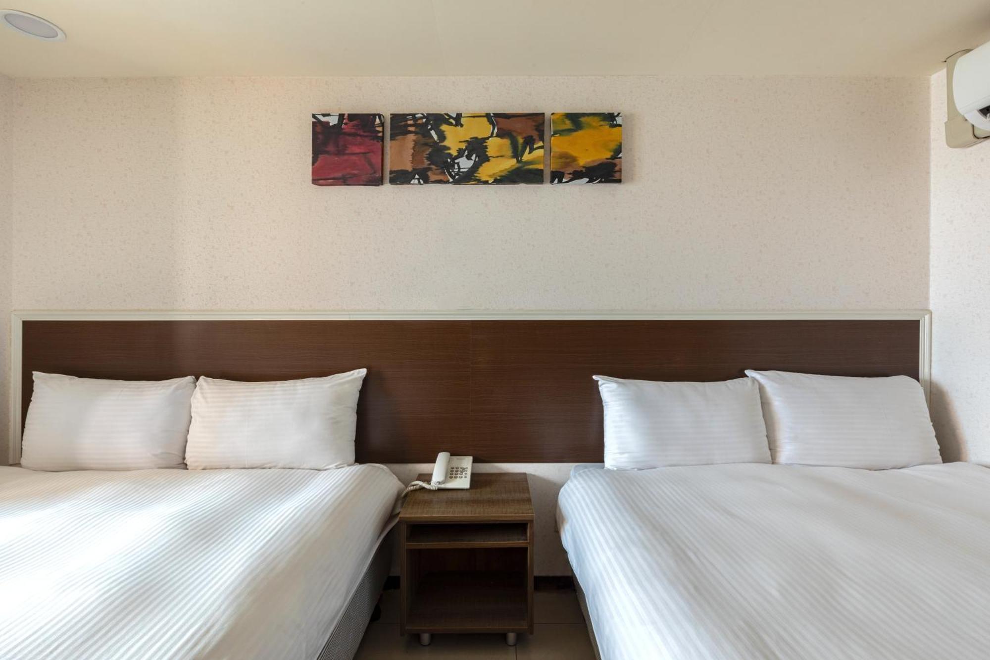 E Lim Hotel Čung-li Exteriér fotografie