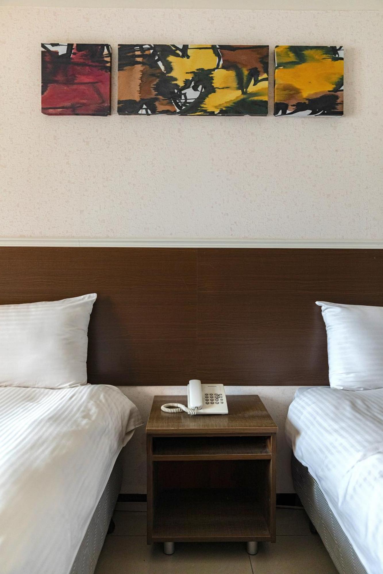 E Lim Hotel Čung-li Exteriér fotografie